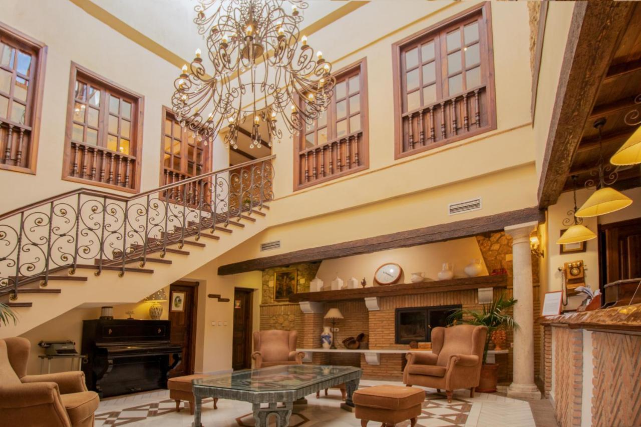 Hotel Hospederia Del Zenete La Calahorra Exterior foto